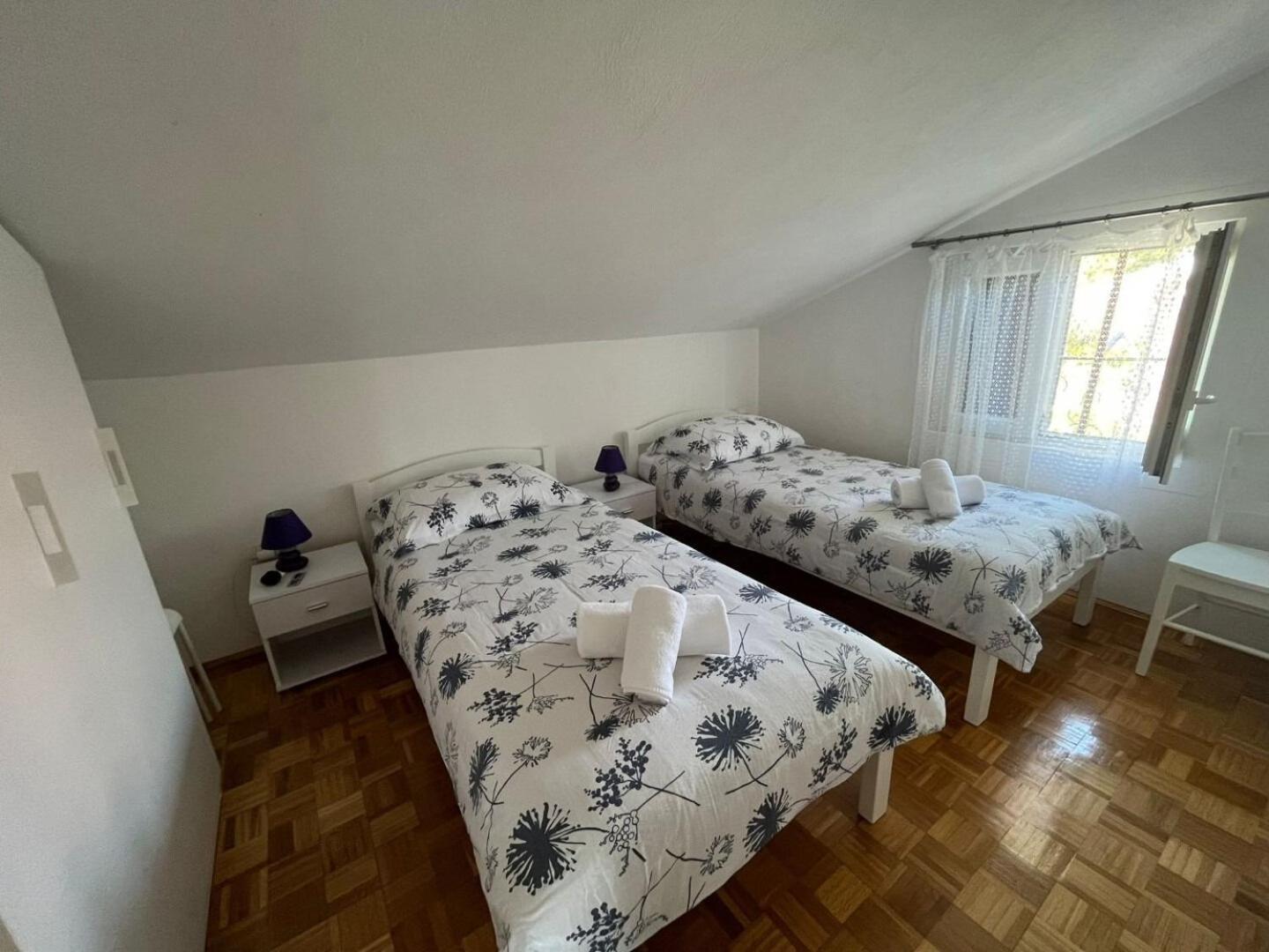 Apartment Zeljko Maslinica Zewnętrze zdjęcie